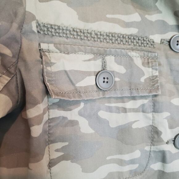 Caslon Nordstrom Camo Lightweight Utility Pocket Jacket Embroidered XS - Picture 4 of 11